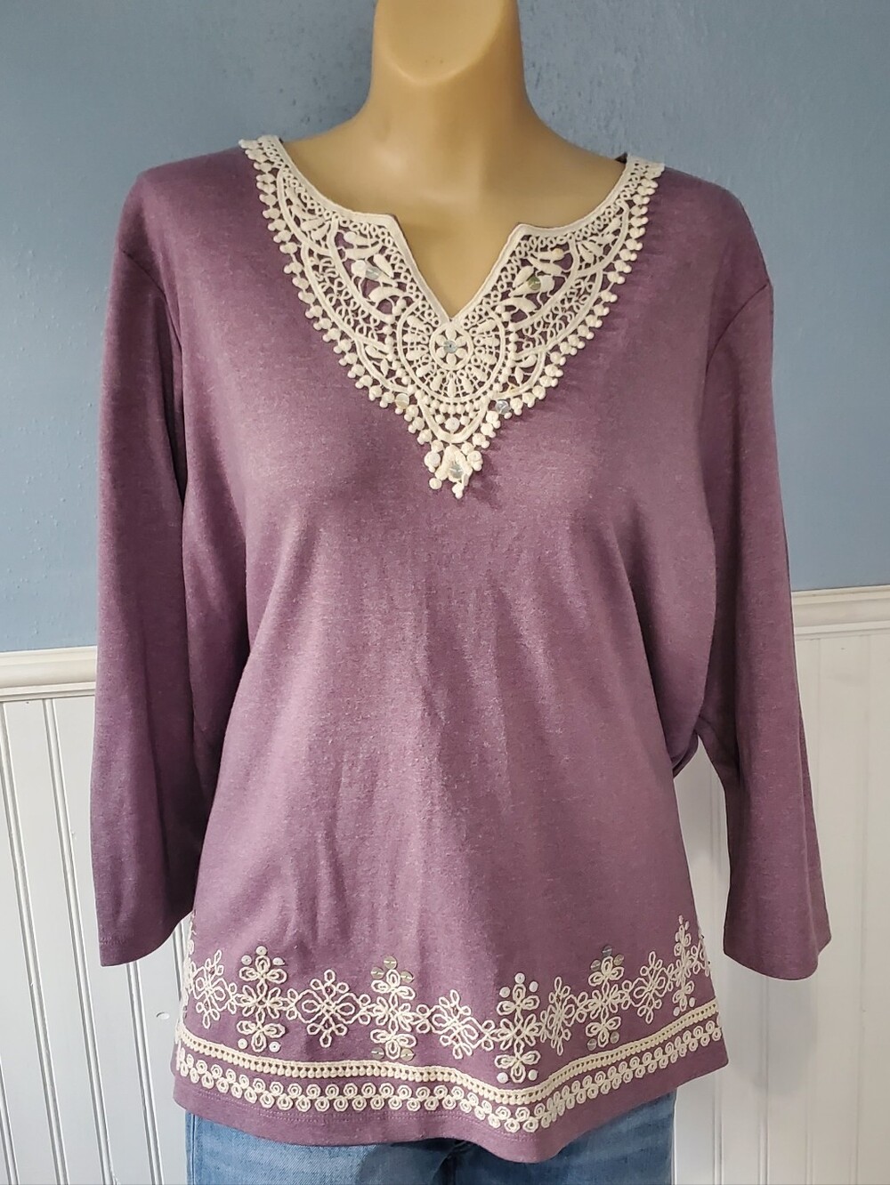 Alfred Dunner Mauve Tunic with Cream Crochet Trim Size Xl Embroidery Cozy